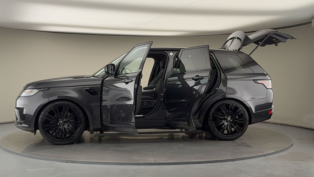 More views of Land Rover Range Rover Sport