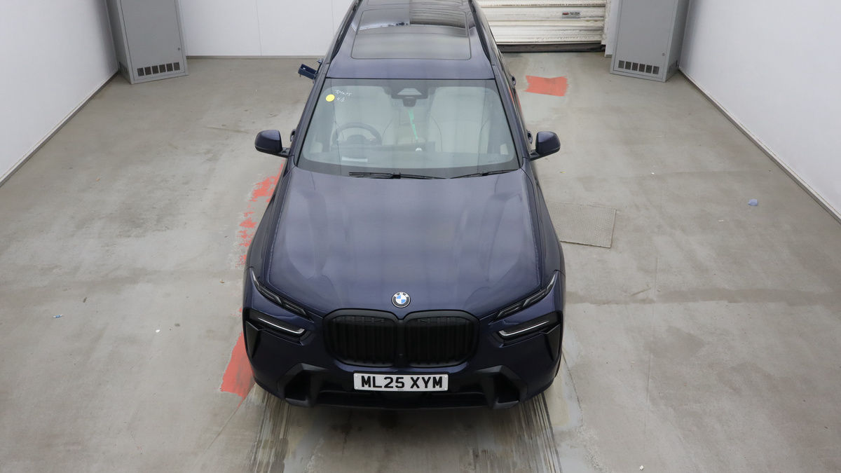 BMW X7 Image 7