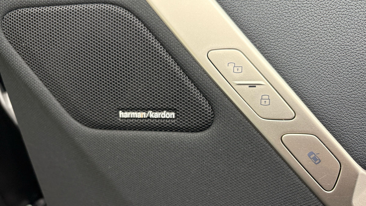 BMW iX Image 29