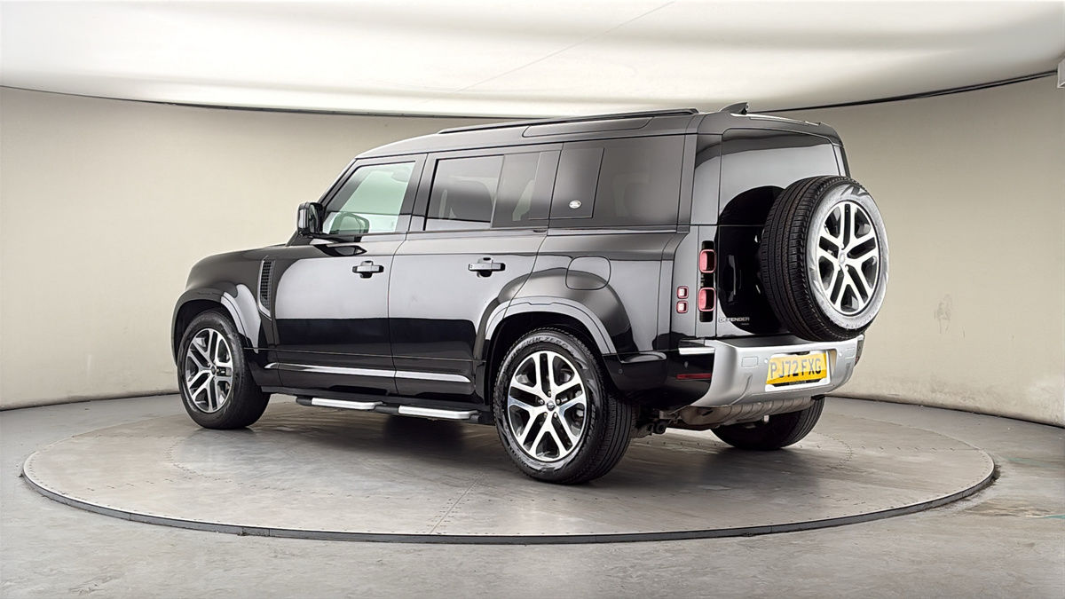 More views of Land Rover Defender 110