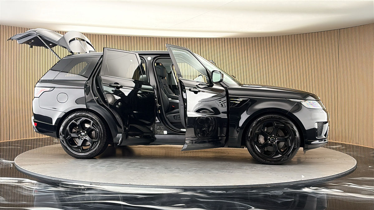 More views of Land Rover Range Rover Sport
