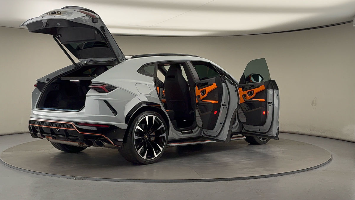 More views of Lamborghini Urus