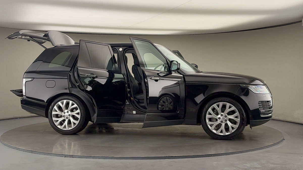 More views of Land Rover Range Rover
