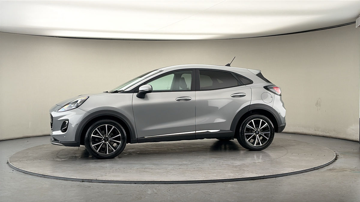 More views of Ford Puma