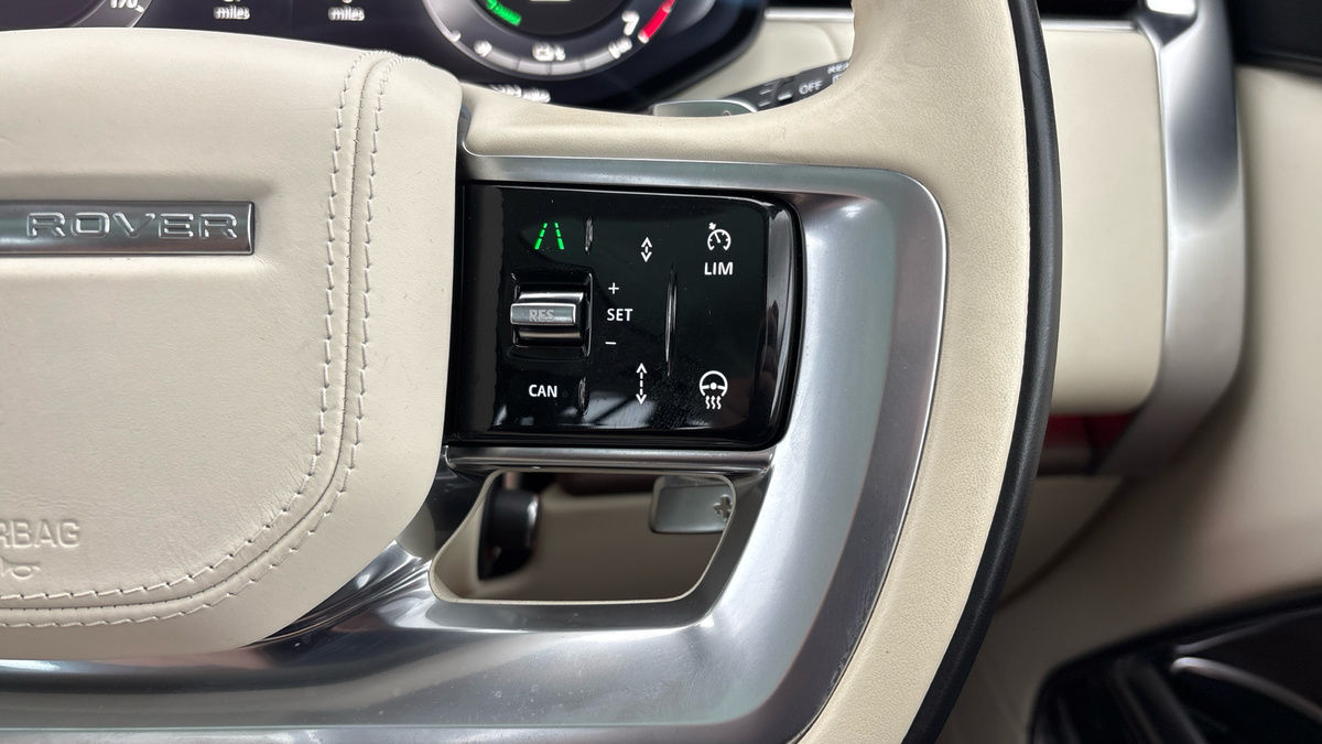 Land Rover Range Rover Image 14