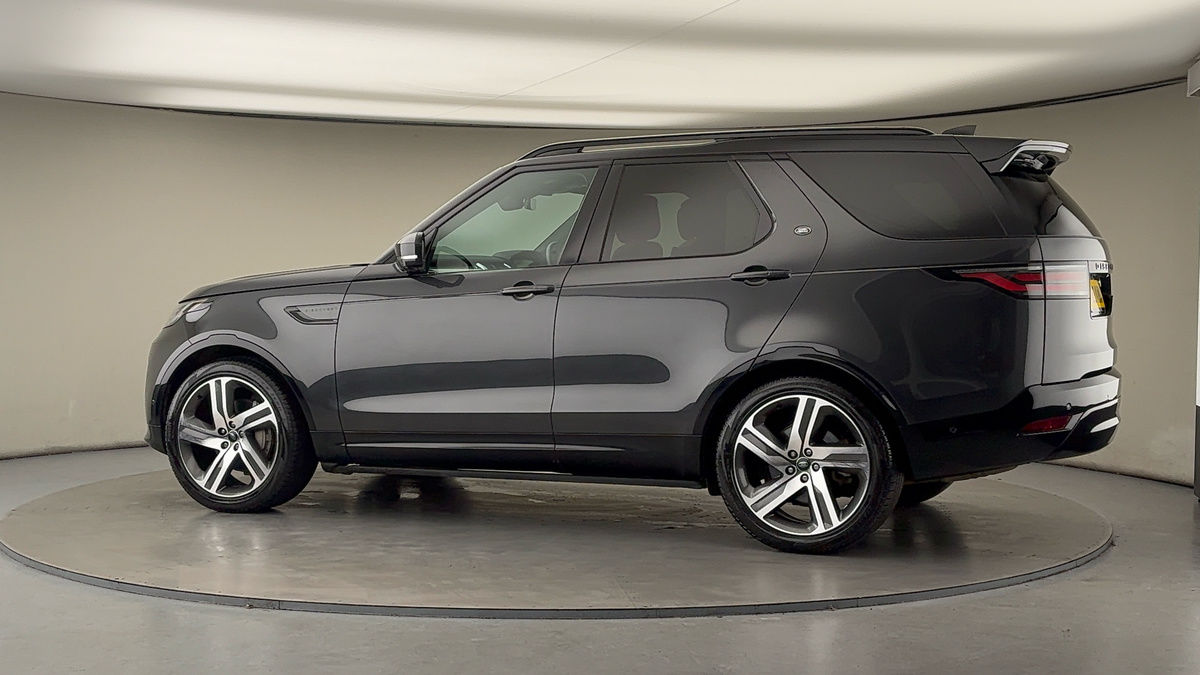 More views of Land Rover Discovery