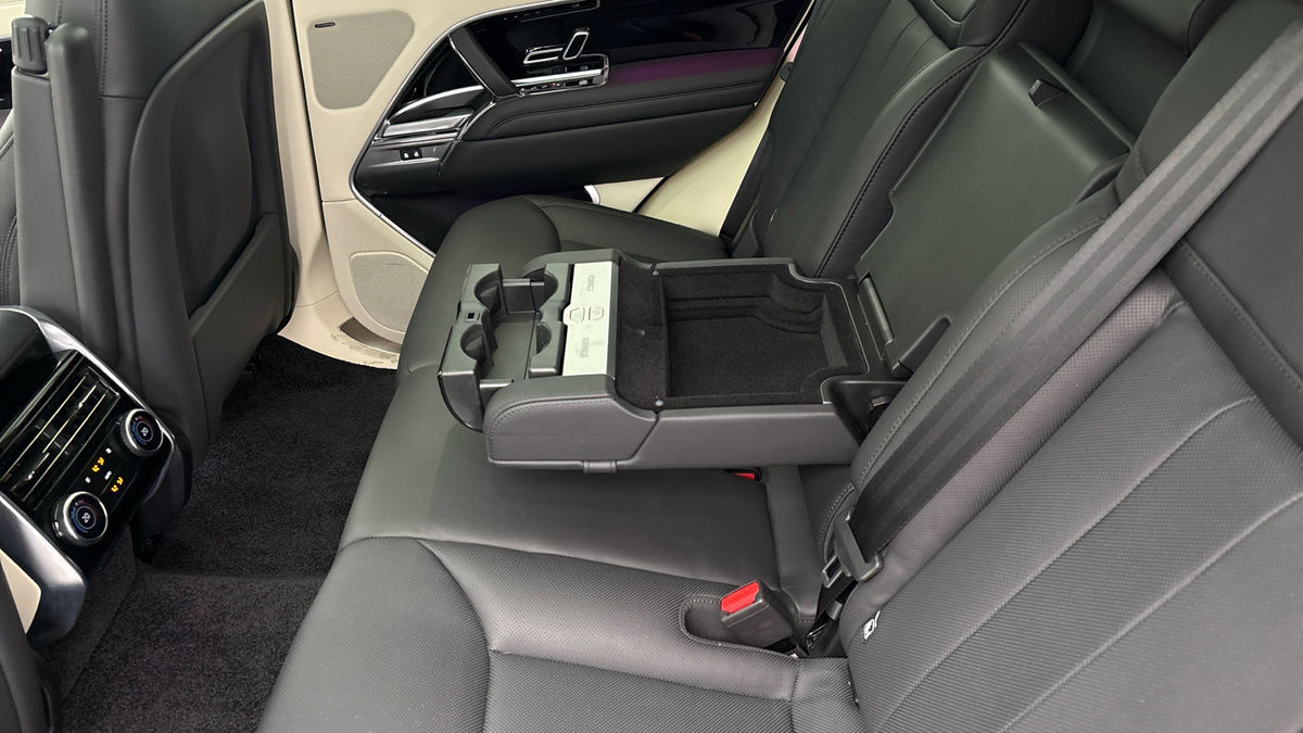 Land Rover Range Rover Image 9