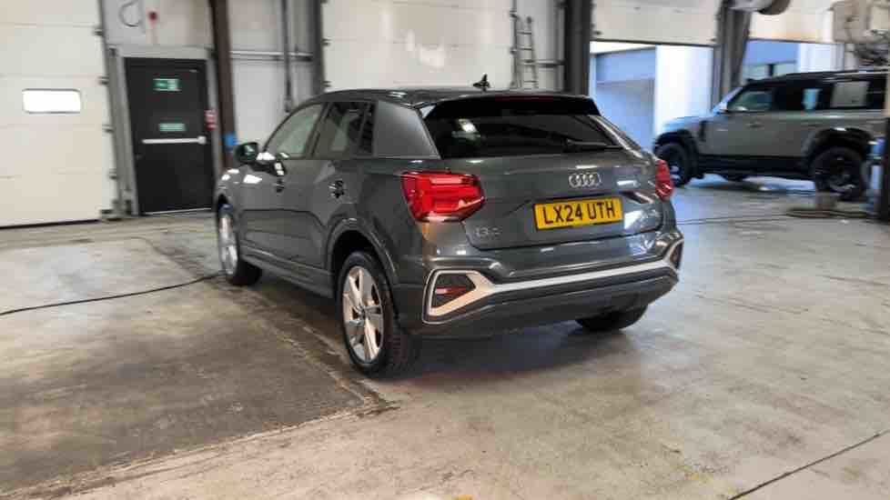 More views of Audi Q2