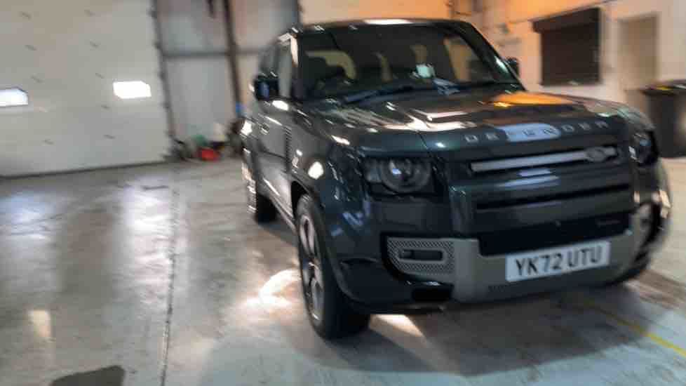 More views of Land Rover Defender 110