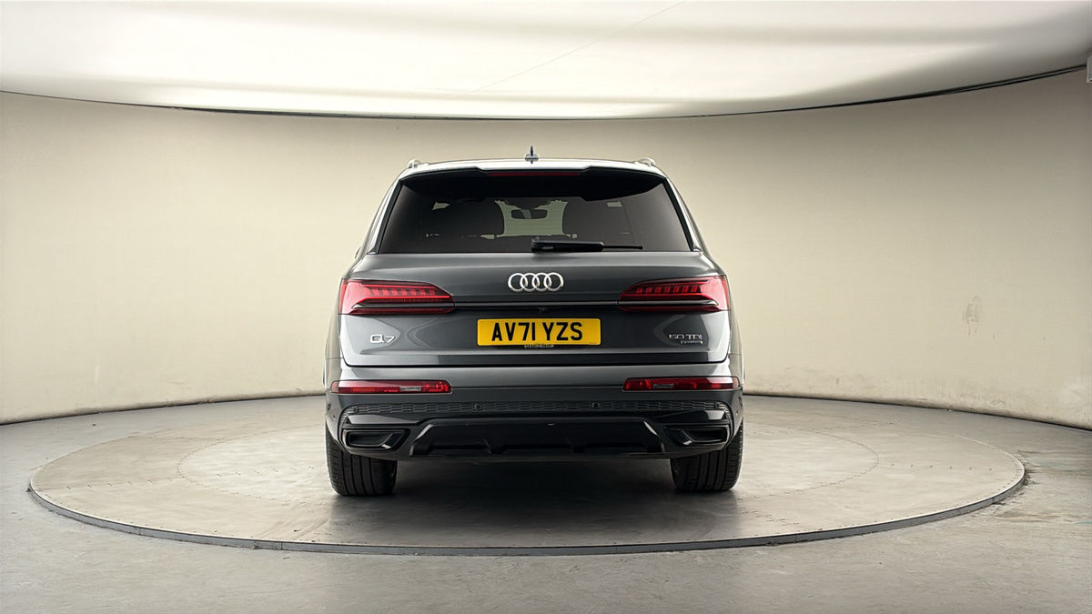Audi Q7 Image 4