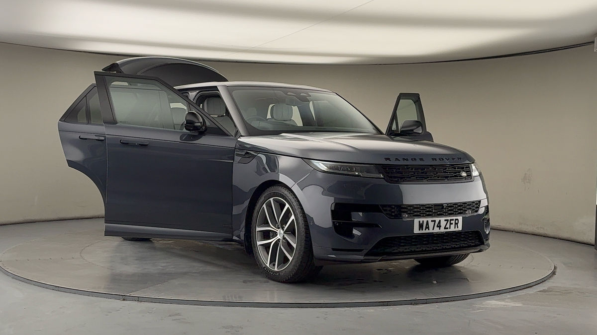 More views of Land Rover Range Rover Sport