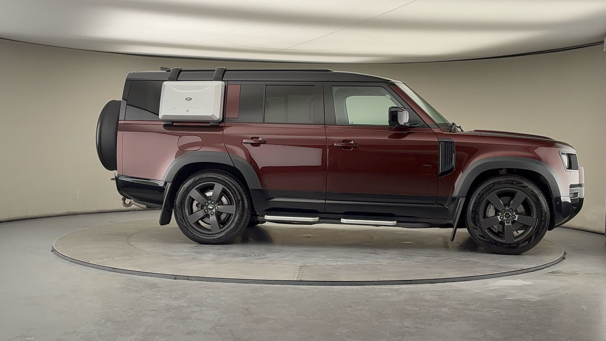 More views of Land Rover Defender 130