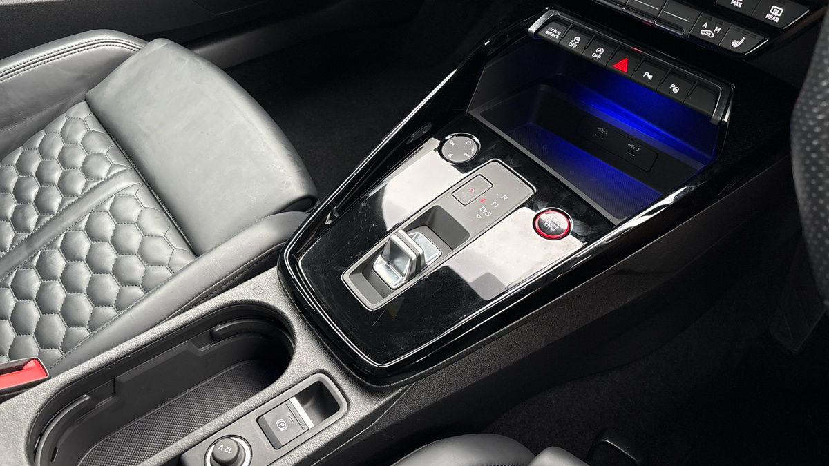 Audi RS3 Image 18