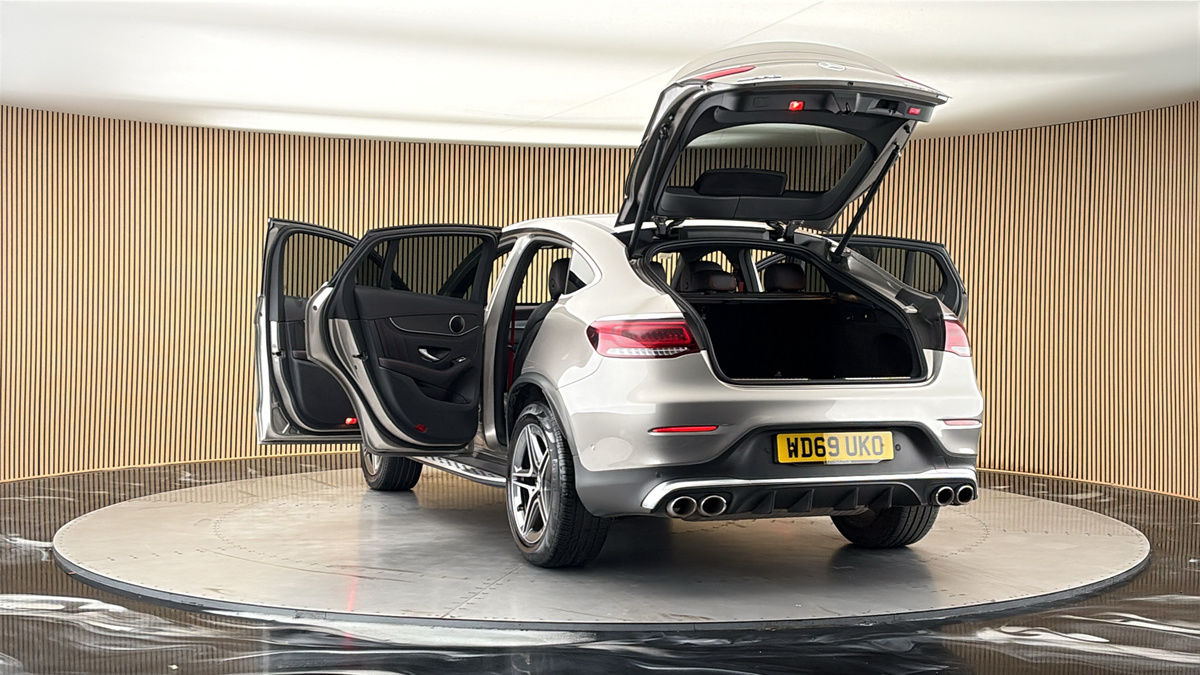 More views of Mercedes-Benz GLC