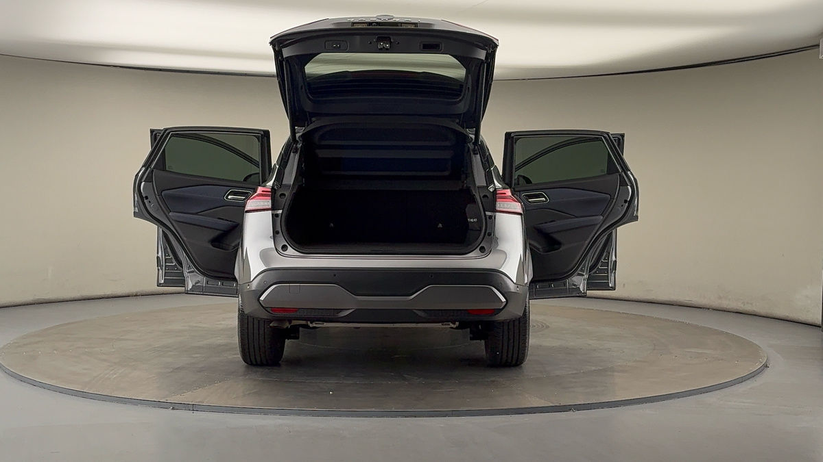 More views of Nissan Qashqai