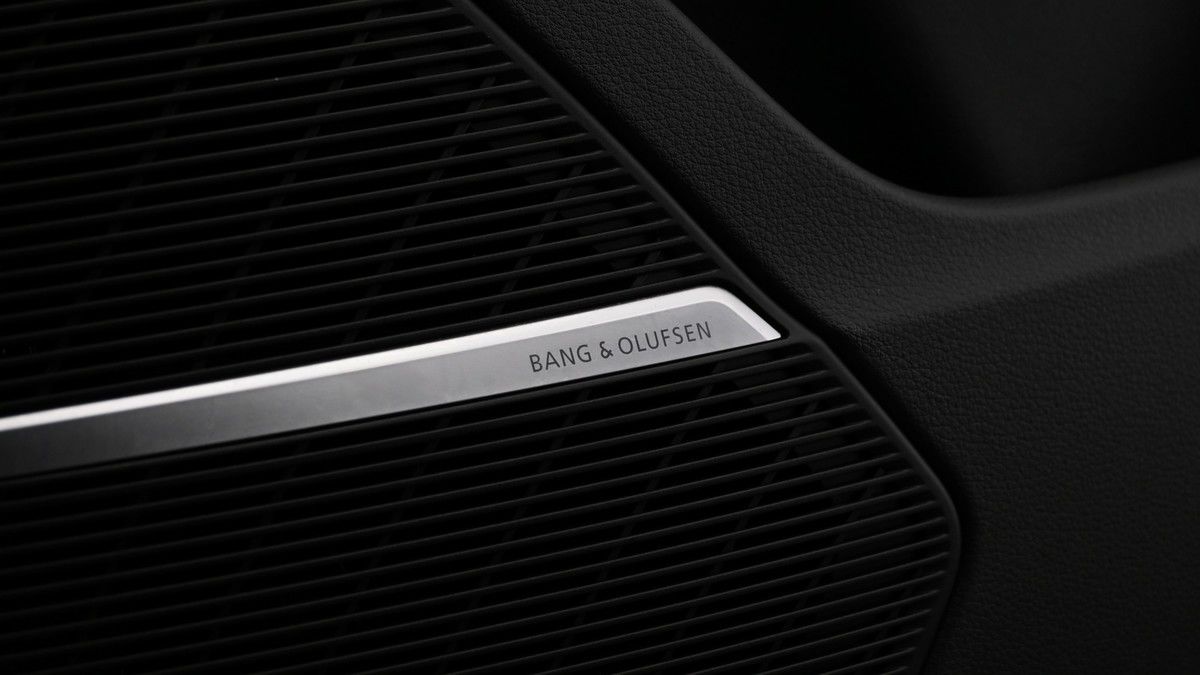 Audi RSQ8 Urban Image 20