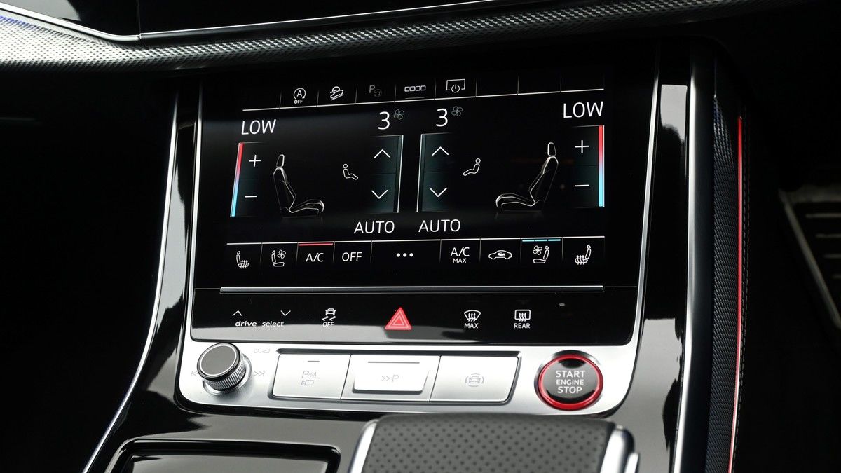 Audi RSQ8 Urban Image 15