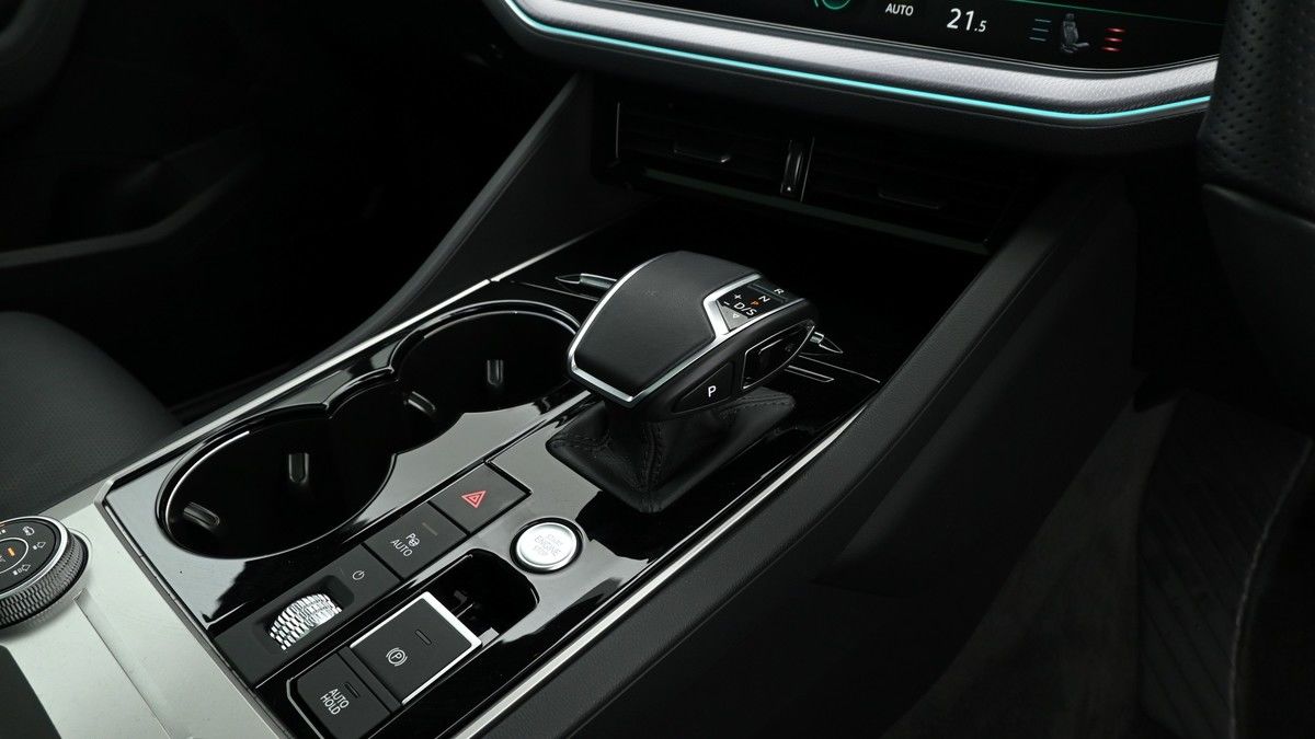 Volkswagen Touareg Image 17