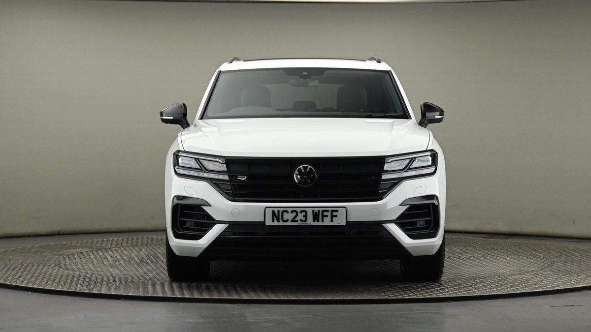 Volkswagen Touareg Image 7