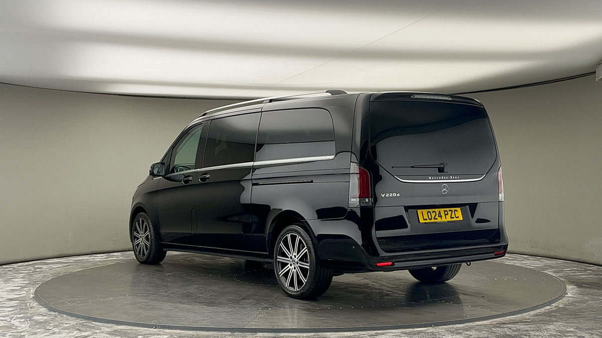 Mercedes-Benz V Class Image 2