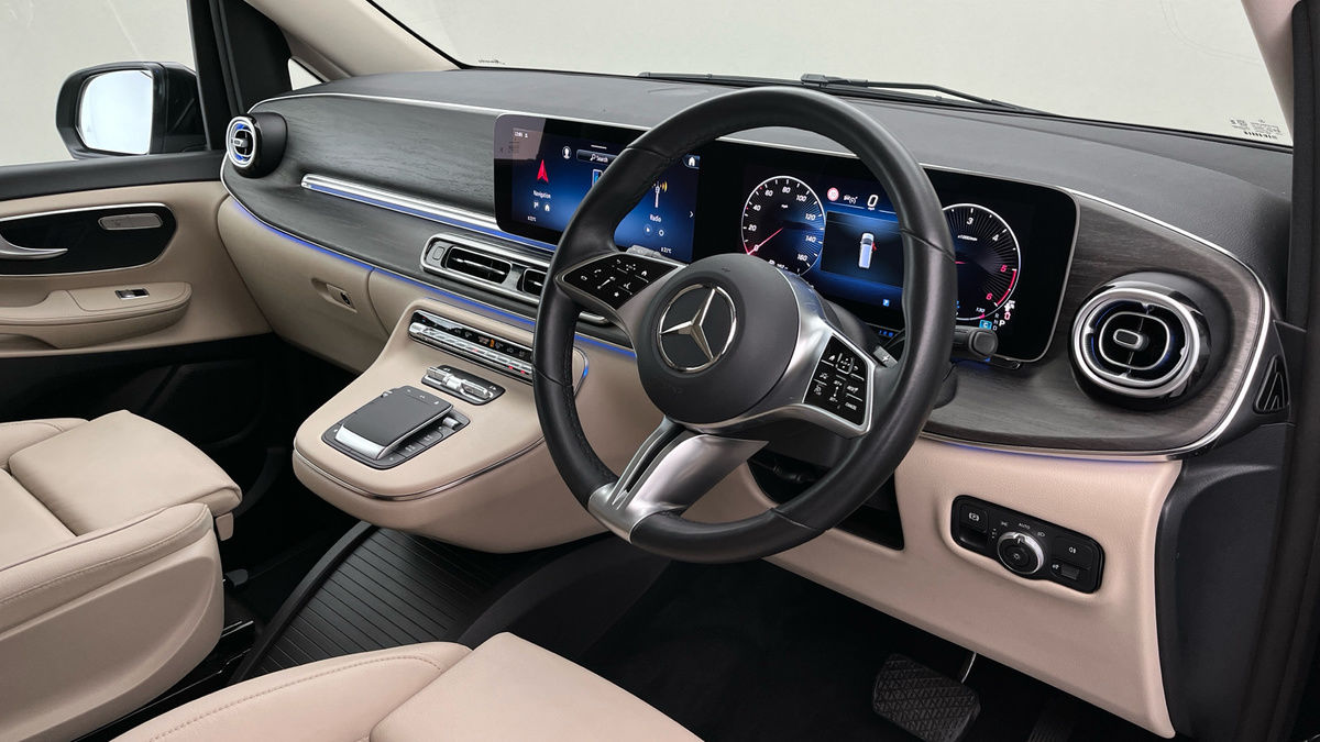 Mercedes-Benz V Class Image 5