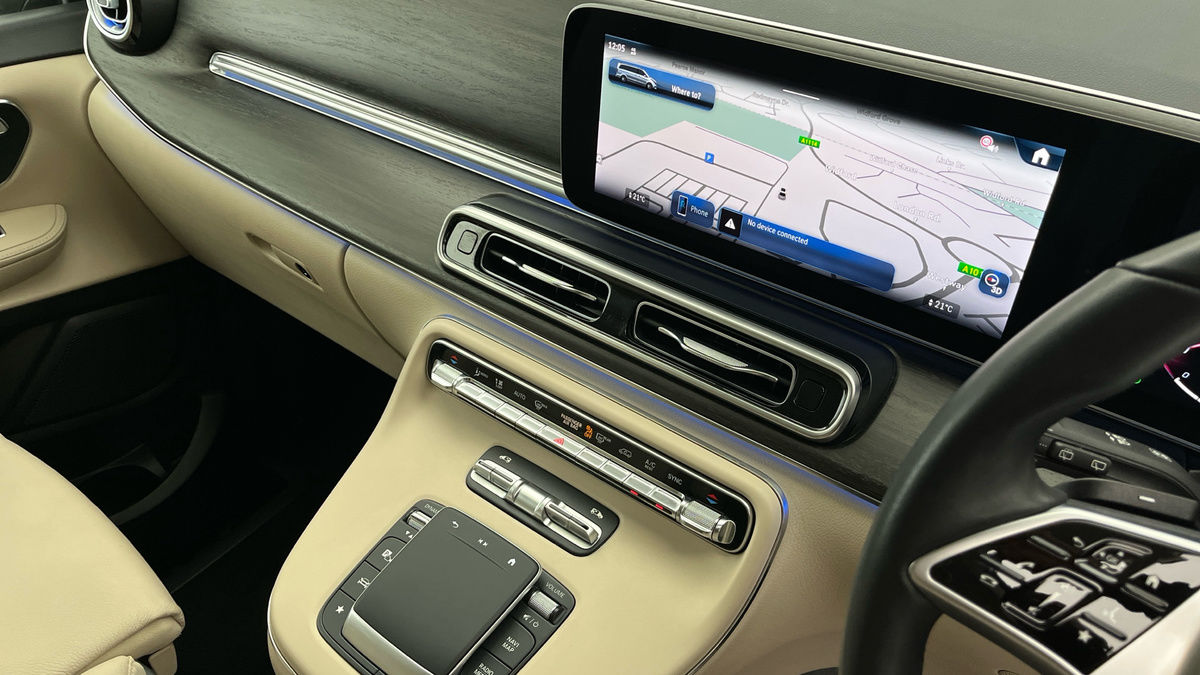 Mercedes-Benz V Class Image 18