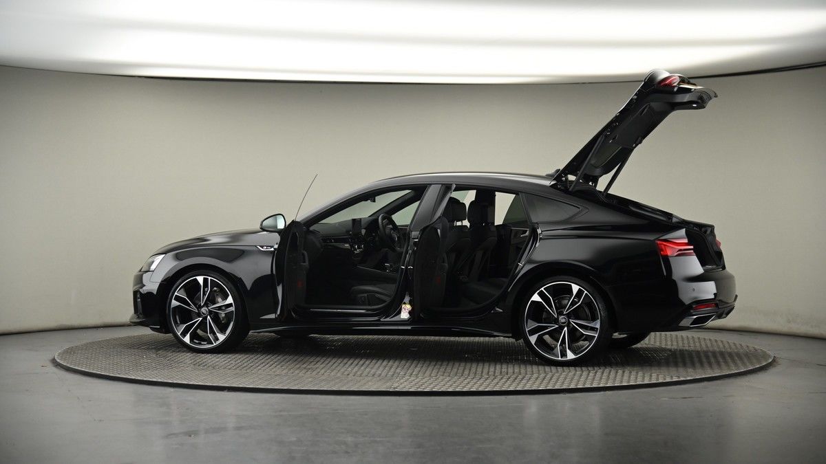 More views of Audi A5