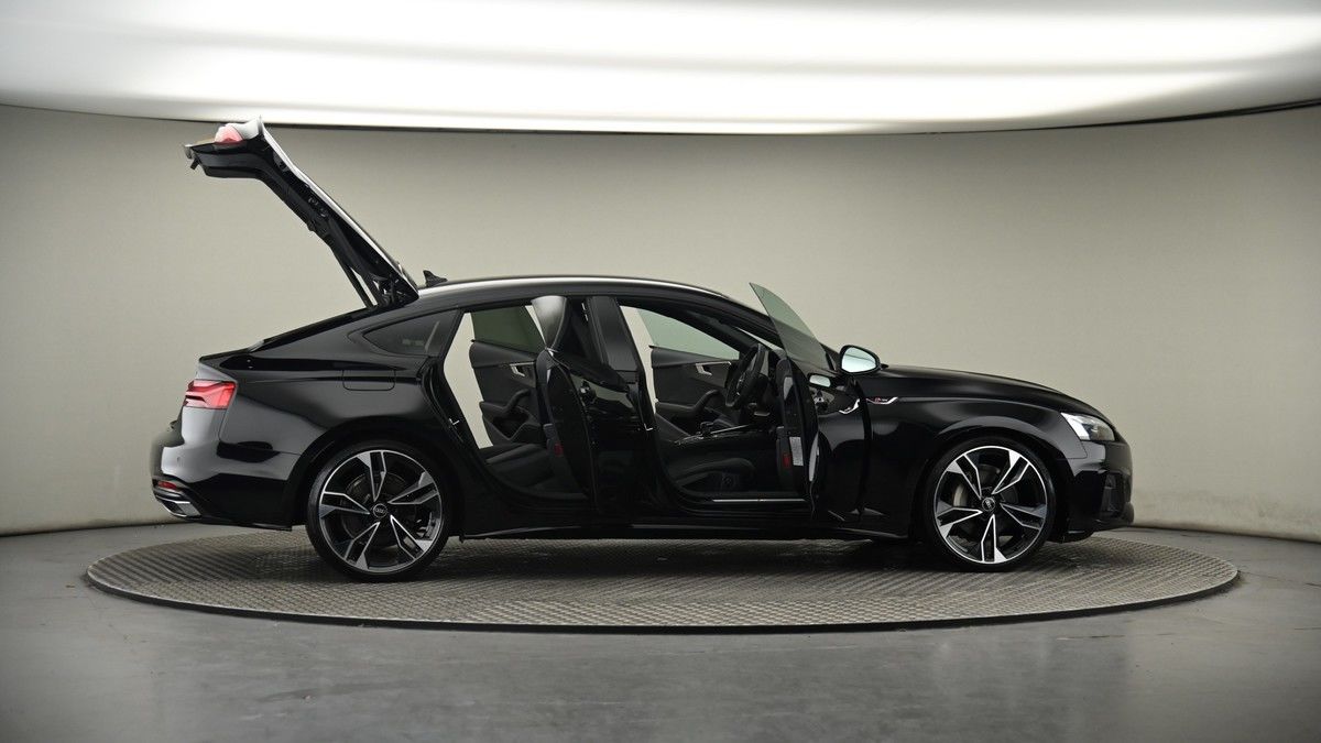 More views of Audi A5