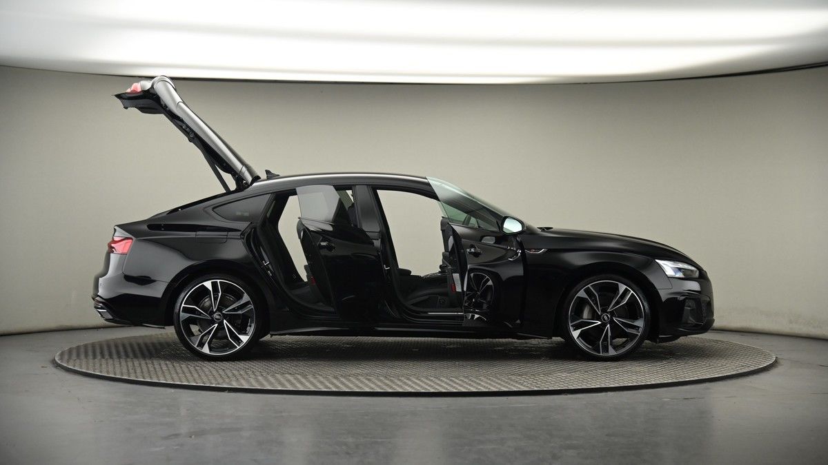 More views of Audi A5