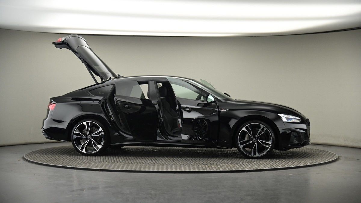 More views of Audi A5