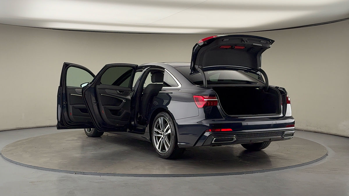 Audi A6 Saloon Image 11