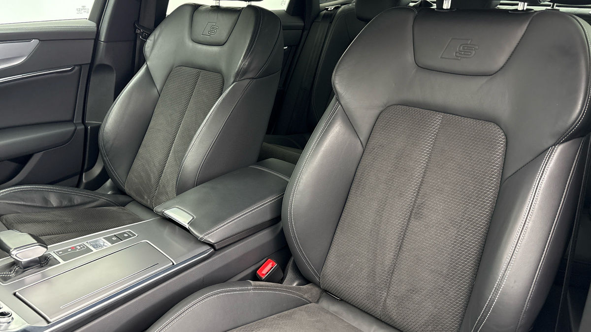 Audi A6 Saloon Image 3