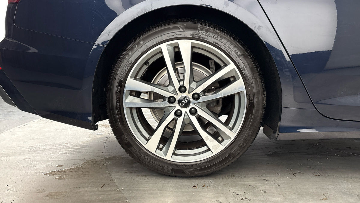 Audi A6 Saloon Image 13