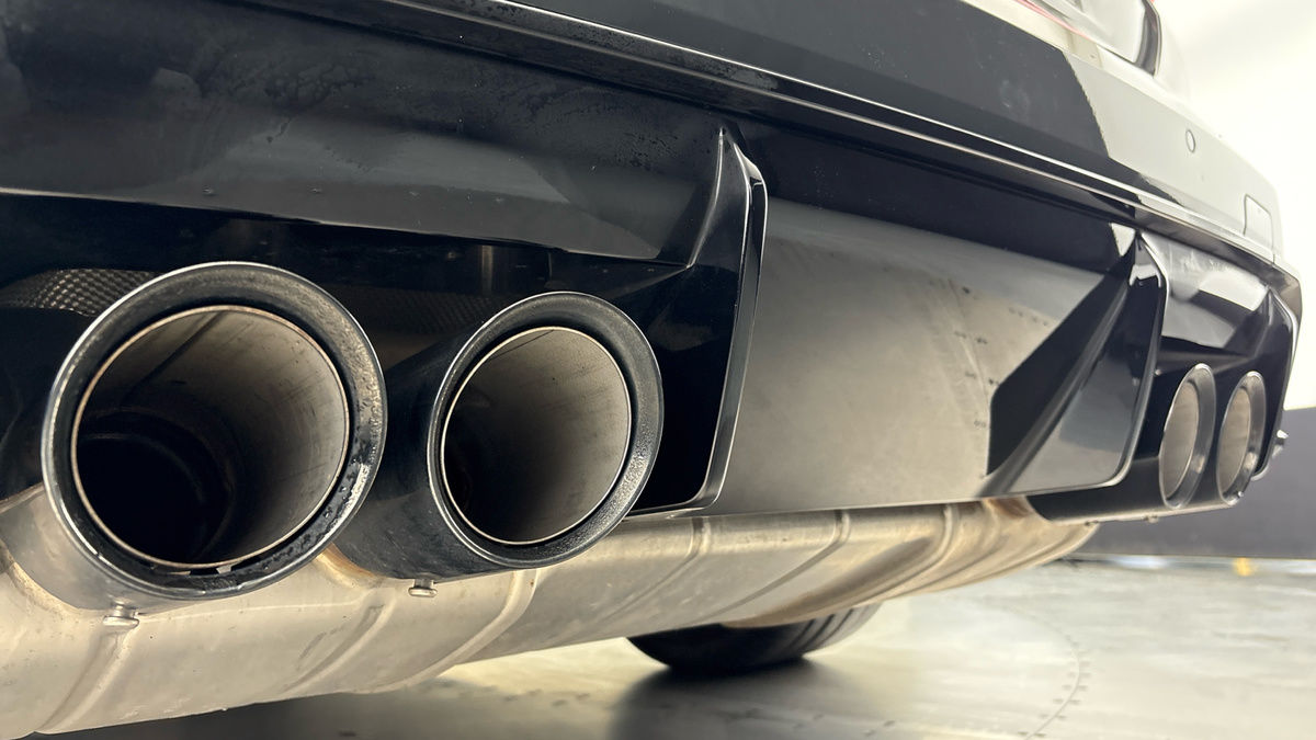 BMW M4 Competition Image 21