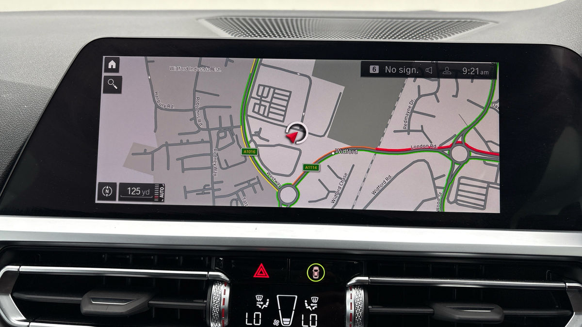 BMW M4 Competition Image 15