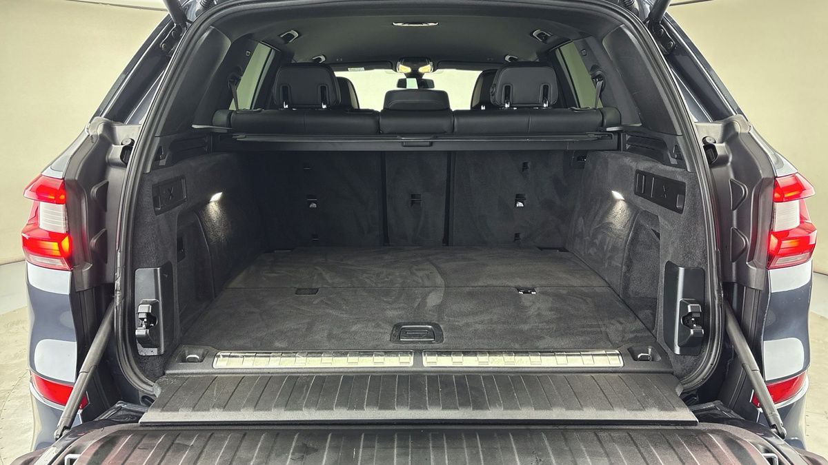 BMW X5 Image 12
