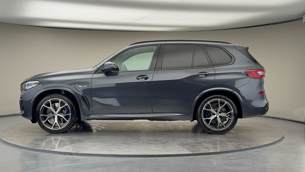 BMW X5 Image 9