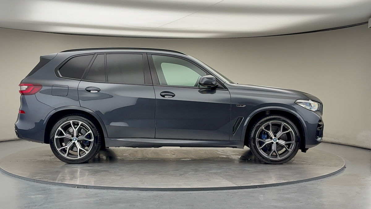 BMW X5 Image 6