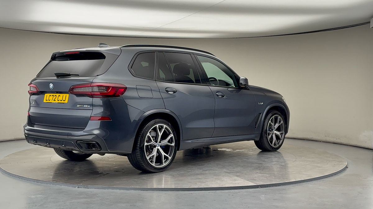 BMW X5 Image 24
