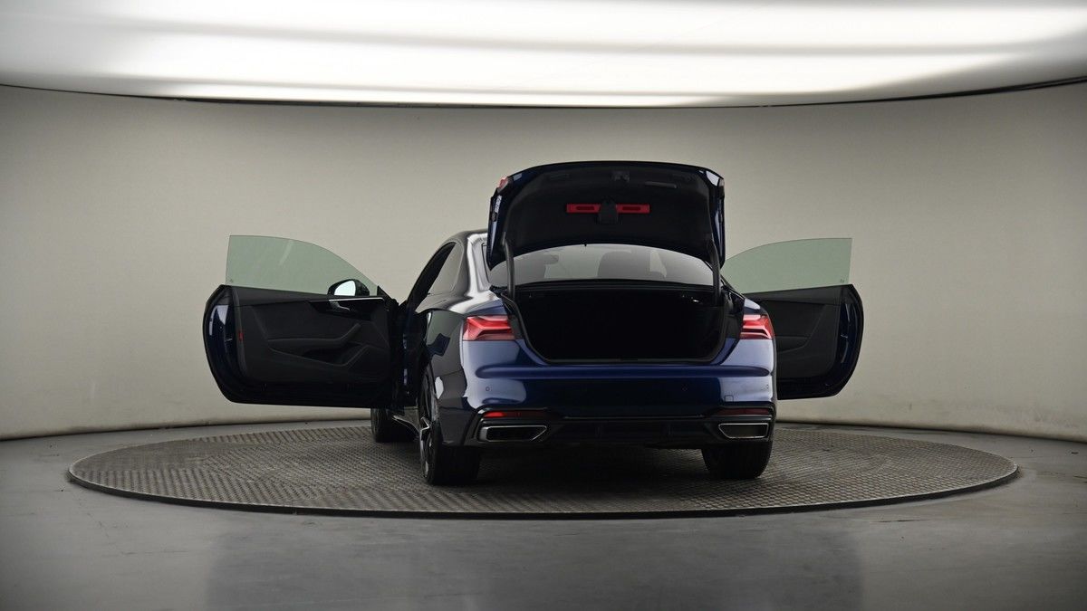 More views of Audi A5