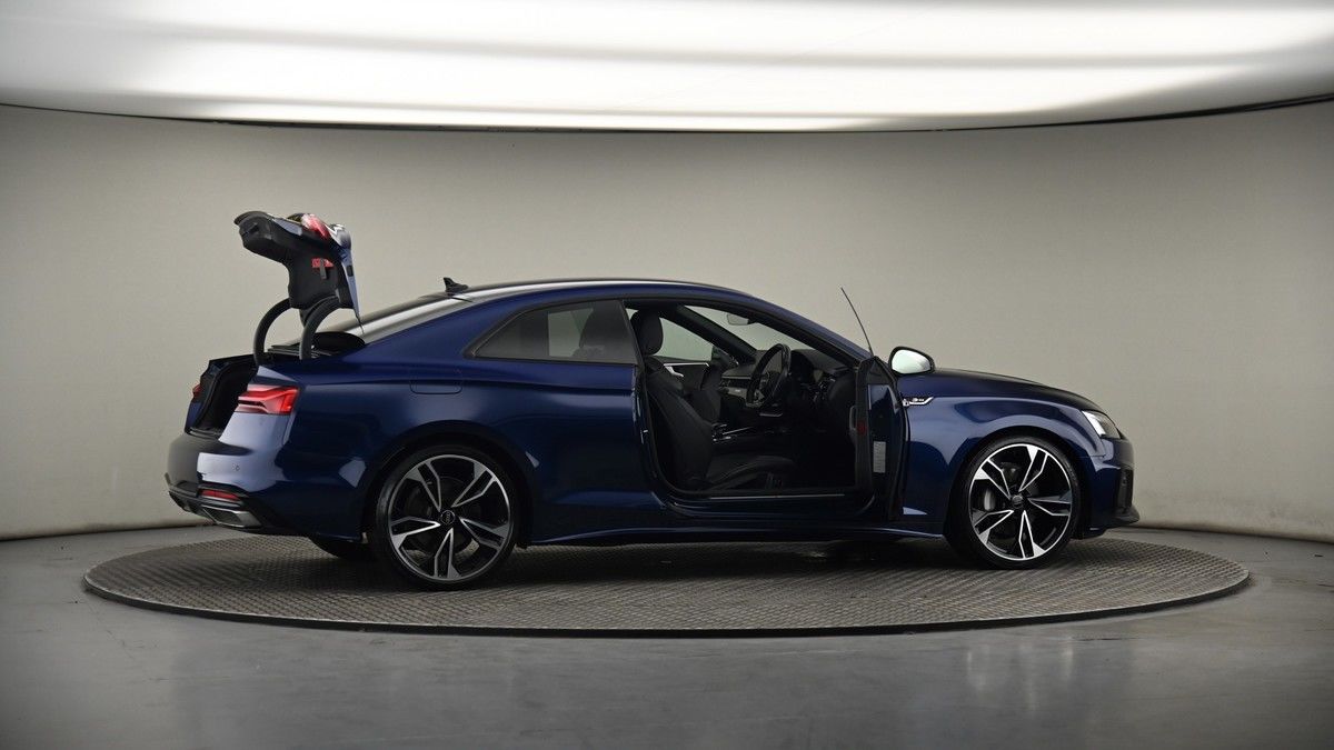 More views of Audi A5