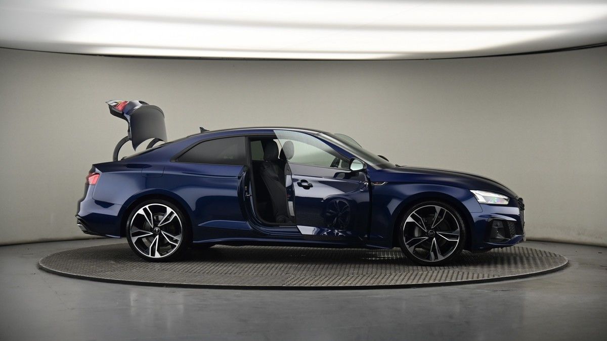 More views of Audi A5