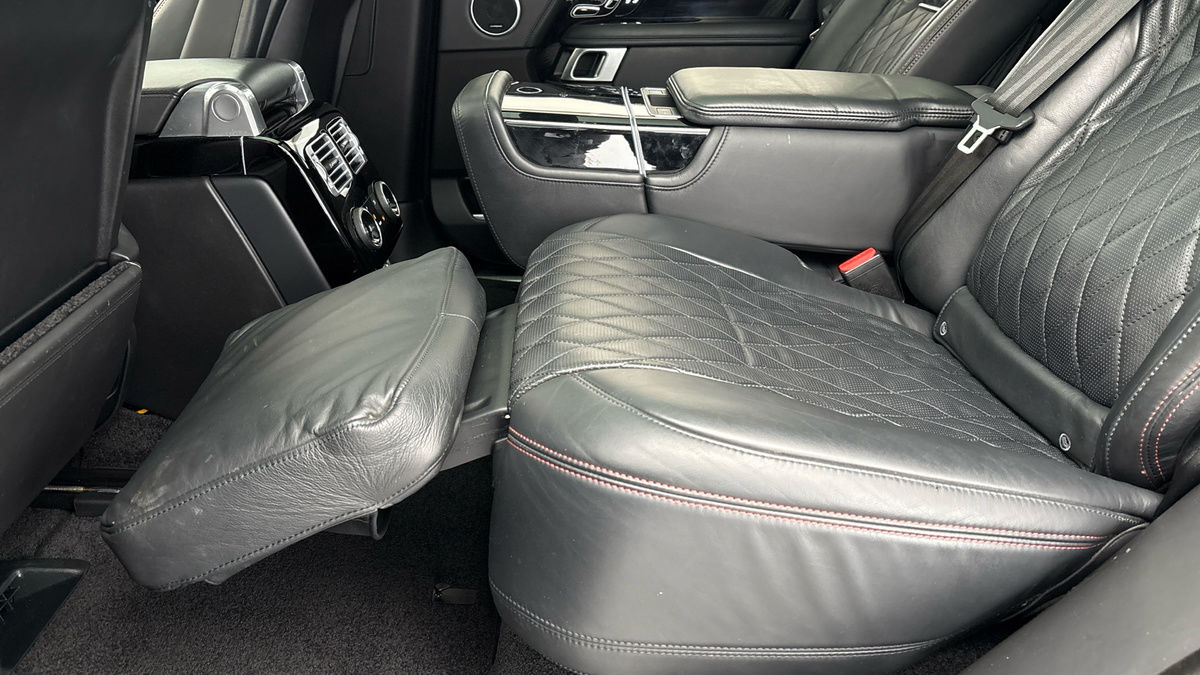 Land Rover Range Rover Image 8