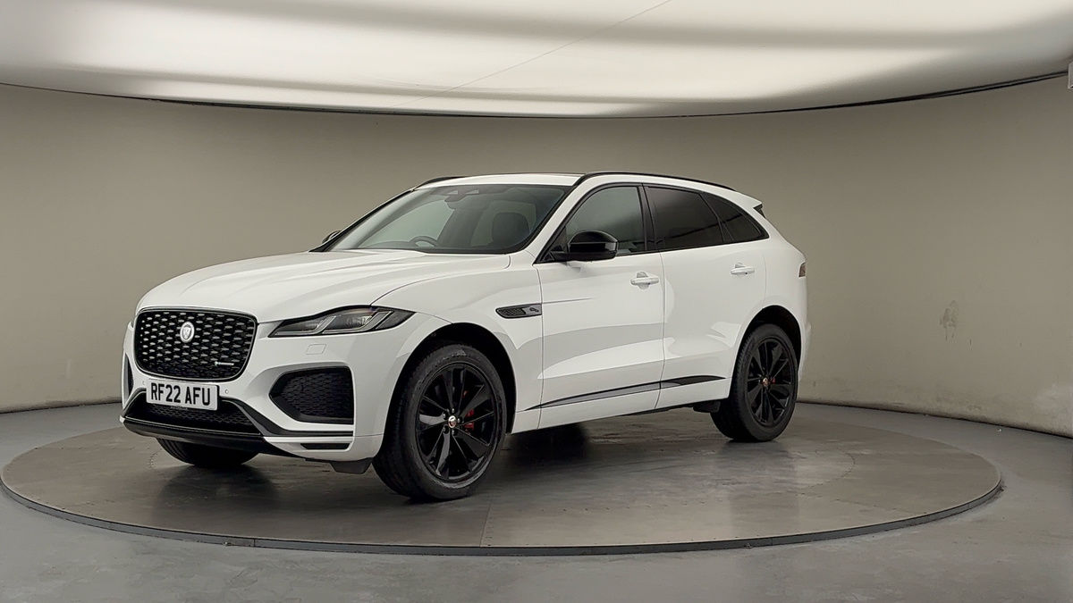 Jaguar F-PACE Image 23