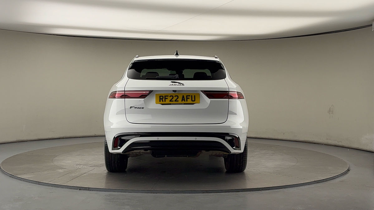 Jaguar F-PACE Image 9