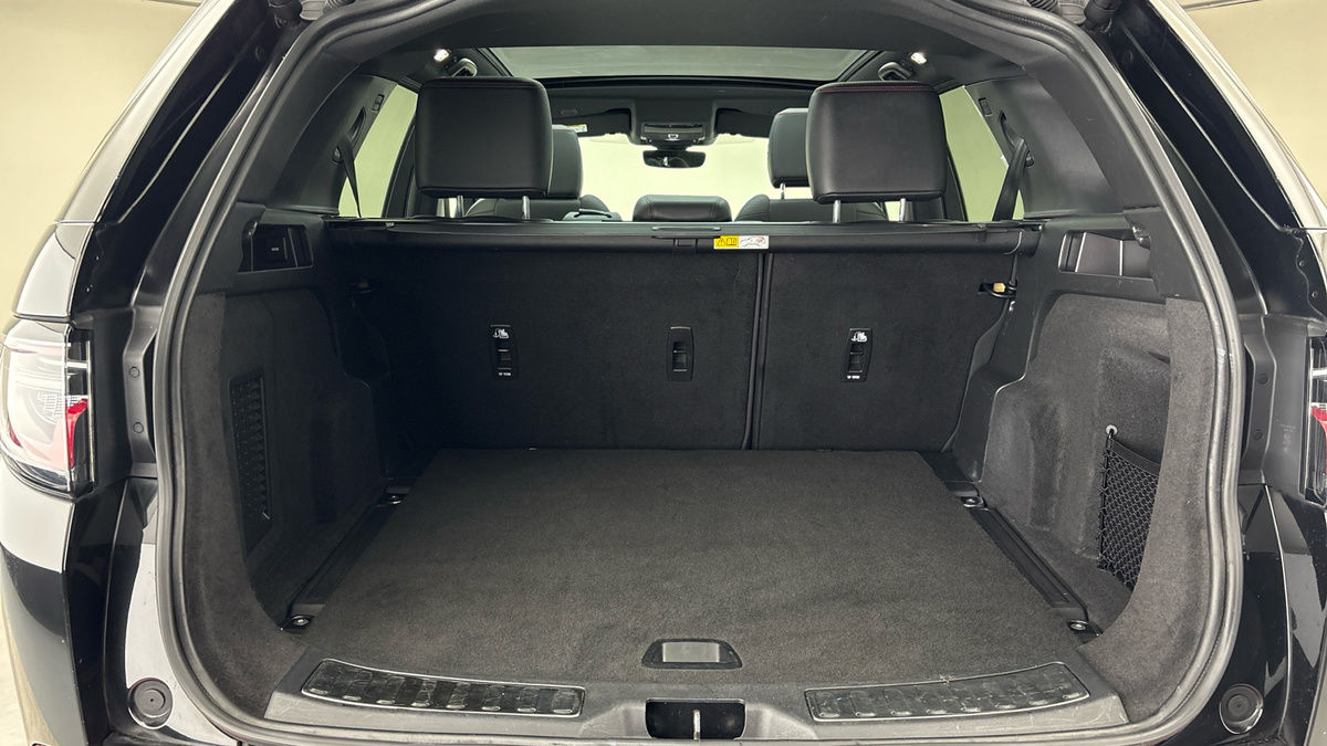 Land Rover Discovery Sport Image 13