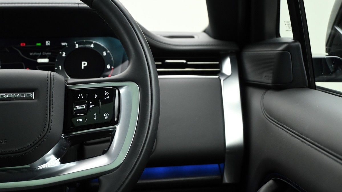 Land Rover Range Rover Image 21