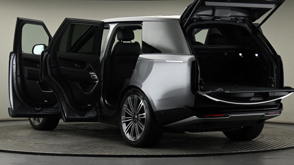 Land Rover Range Rover Image 11