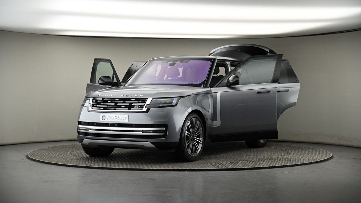 More views of Land Rover Range Rover