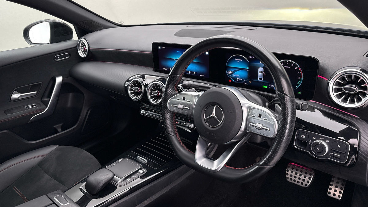 Mercedes-Benz A Class Image 3